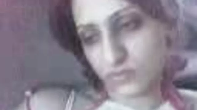 Genevieve puncipumpa használata közben megfúrják a végbélnyílását szőrös pinák képek