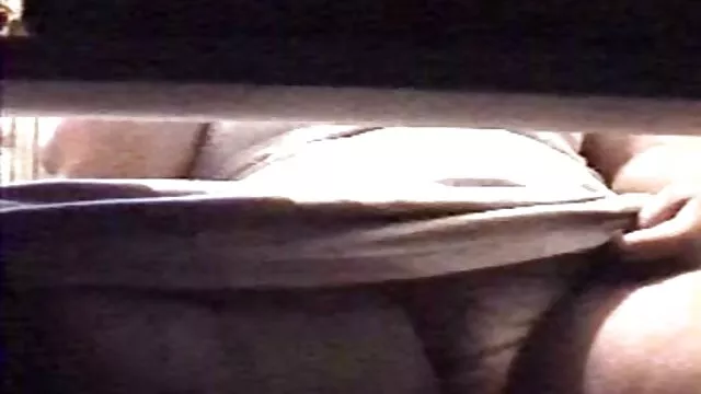 A szerencsés fekete srác szilárd szopást szőrös pinák képek kap a csodálatos Liza Del Sierrától