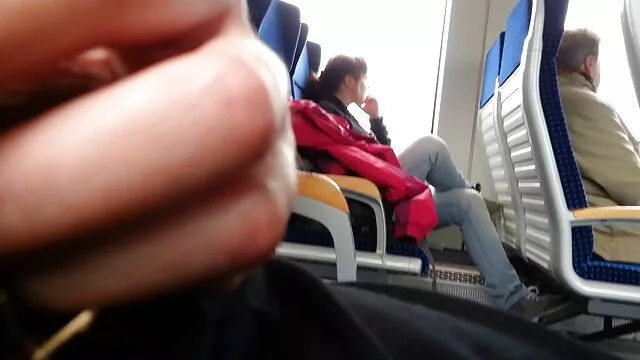 A szoros pinak dögös barna, Amber Rayne végbélnyílása rendesen ki van csiszolva