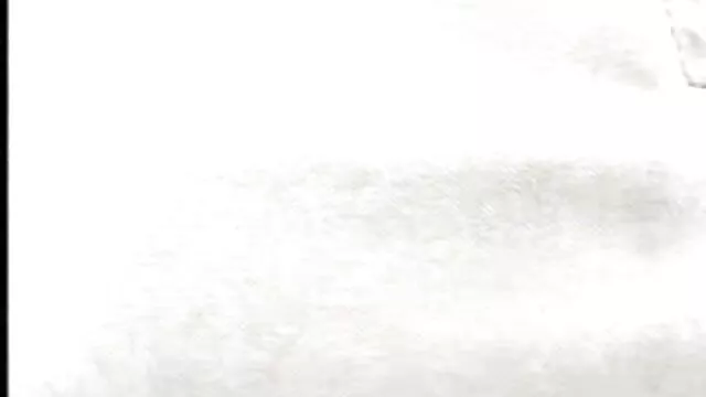 Kinky csaj rózsaszín uggokban Nadia Noel szívja Sledge szőrös pina képek Hammer farkát